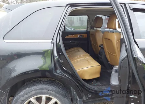 2013 Lincoln Mkx z USA, uszkodzony, nr VIN 2LMDJ6JKXDBL15040